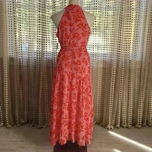 Taylor Pink Chiffon Sleeveless Dress - Picture 4 of 8